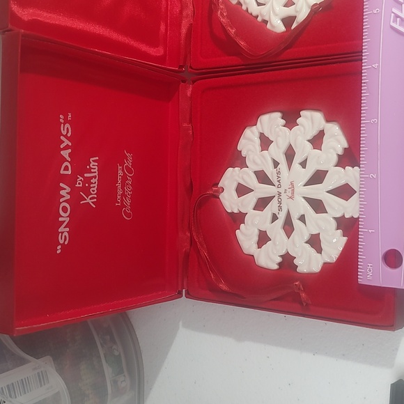 Set Of 3 Longaberger Ceramic Snowflake Ornaments Collector's Club Snow Days - Picture 2 of 7